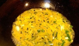 瓜丝怎么炒小孩吃,营养美味，适合小孩的快手菜