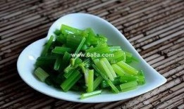 吃贝贝瓜能吃芹菜吗,健康搭配的饮食新主张