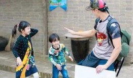 neinei和吴尊吃瓜,揭秘明星家庭温馨日常