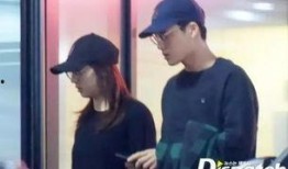 朋友吃瓜情侣照片,揭秘朋友眼中的情侣甜蜜瞬间照片