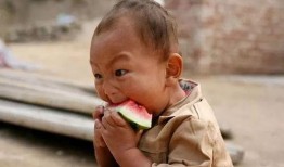 吃瓜里需要擦干子,如何轻松擦干子，享受清爽夏日