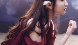 刘亦菲吃瓜吃红豆图片,吃瓜吃红豆，尽显女神魅力